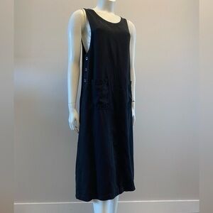 BALANCE size medium (8-10) women’s black jumper dress.Side buttons.Front pockets